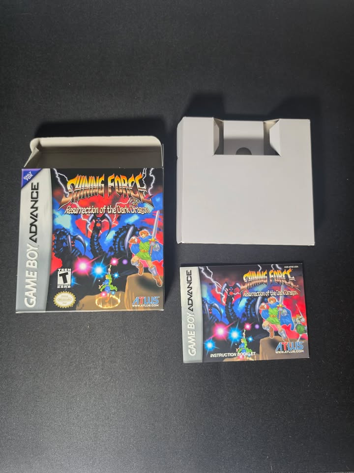 BOITE + MANUEL ONLY SHINING FORCE  RESURRECTION OF THE DARK DRAGON GBA PAS DE CARTOUCHE