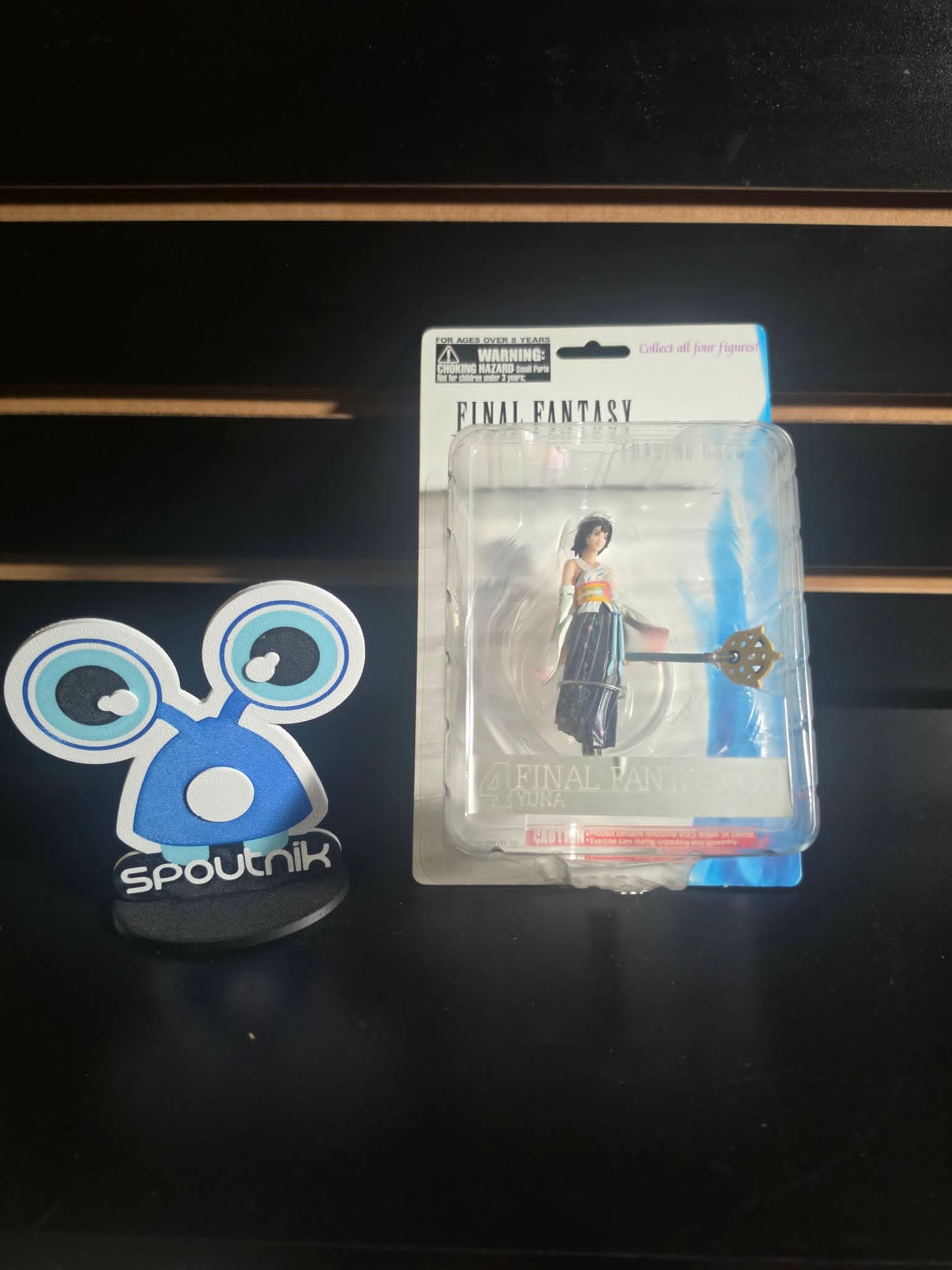 FIGURINE MINIATURE FINAL FANTASY X YUNA  4" TRADING ARTS DIAMOND