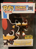 FUNKO POP GAMES SONIC THE HEDGEHOG #288 SHADOW WITH CHAD HOT TOPIC EXCLUSIVE