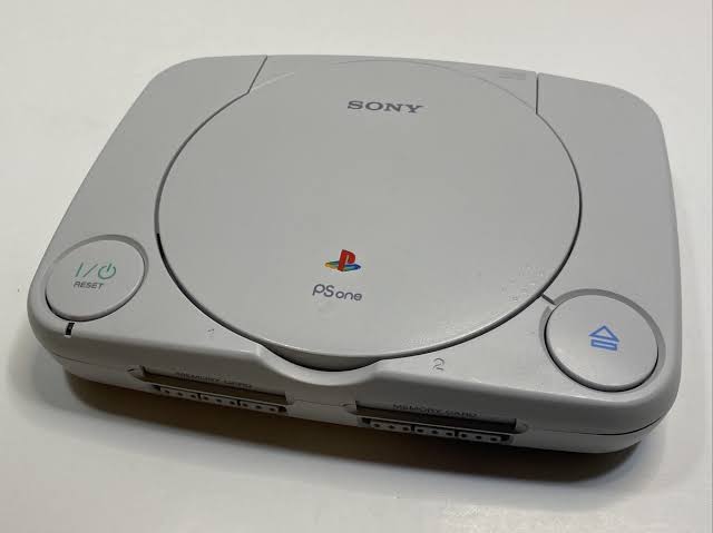 CONSOLE PLAYSTATION 1 SLIM CONSOLES PAS DE BOÎTE