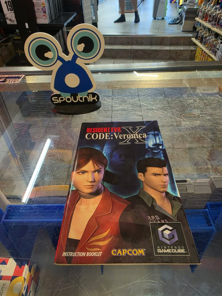 RESIDENT EVIL CODE VERONICA X GAMECUBE OFFICIEL MANUEL INSTRUCTION