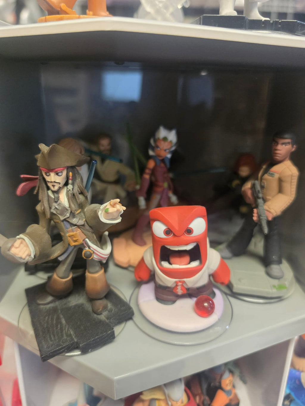 LOT DISNEY INFINITY + JEU DISNEY INFINITY 3.0 PS4 + JEU DISNEY INFINITY PS3 + PLATEFORME