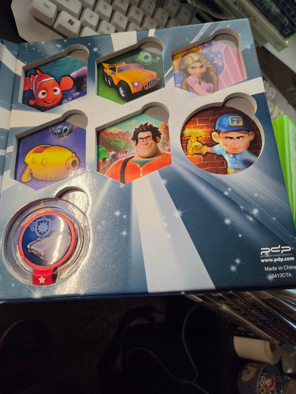 LOT DISNEY INFINITY  + JEU DISNEY INFINITY PS3 + PLATEFORME