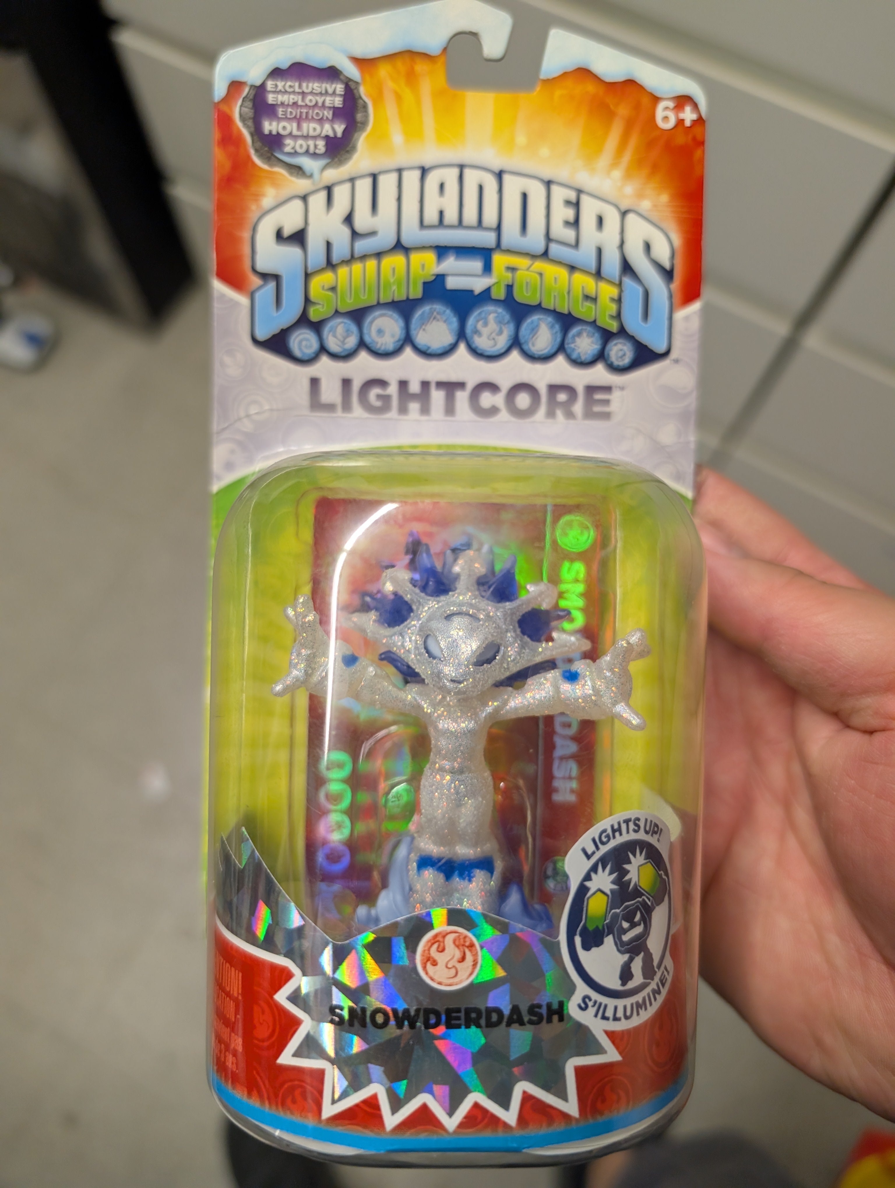 SKYLANDERS SWAP FORCE LIGHTCORE  SNOWDERDASH LIGHTS UP