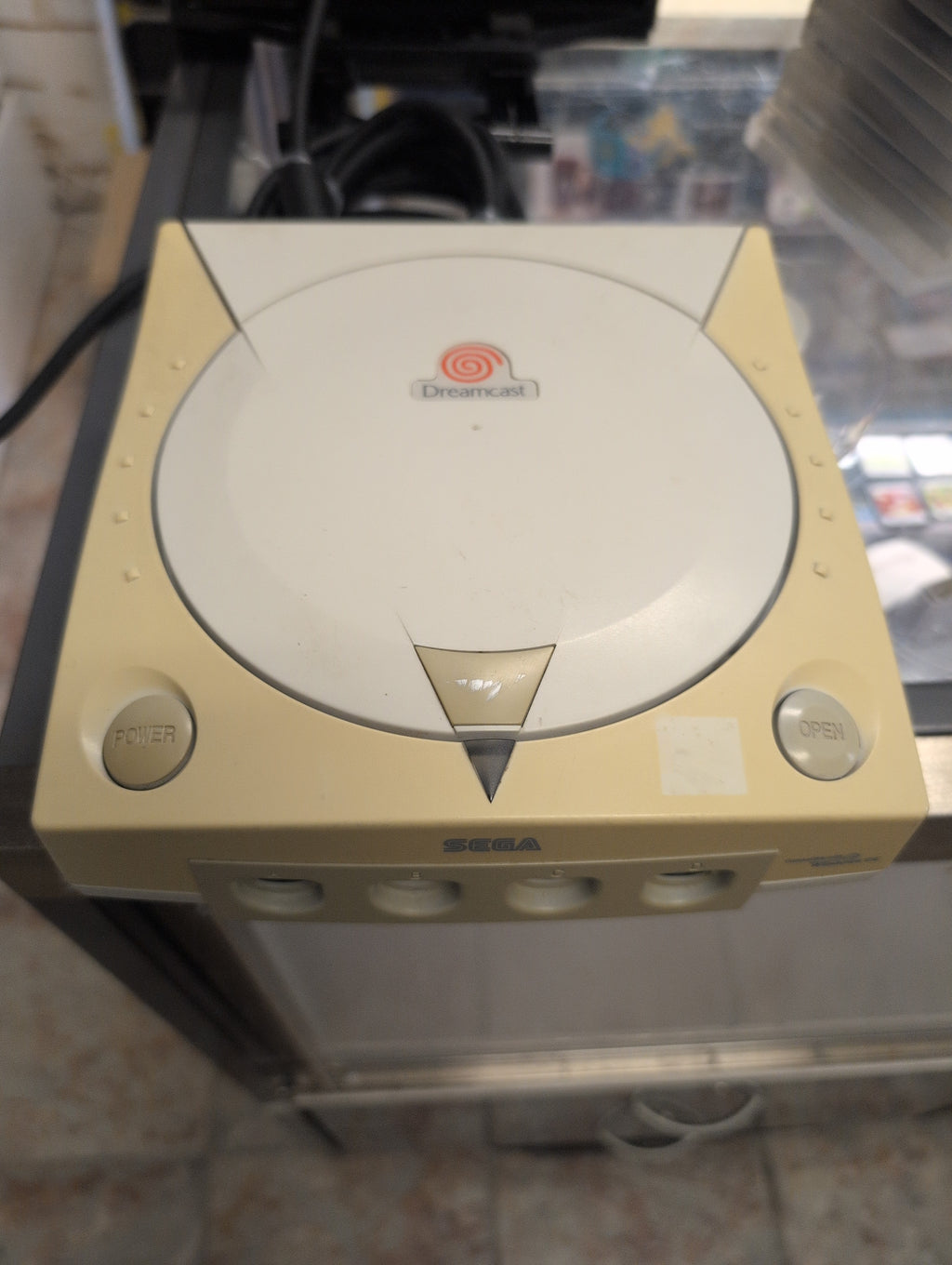 CONSOLE SEGA DREAMCAST AVEC 1 MANETTE