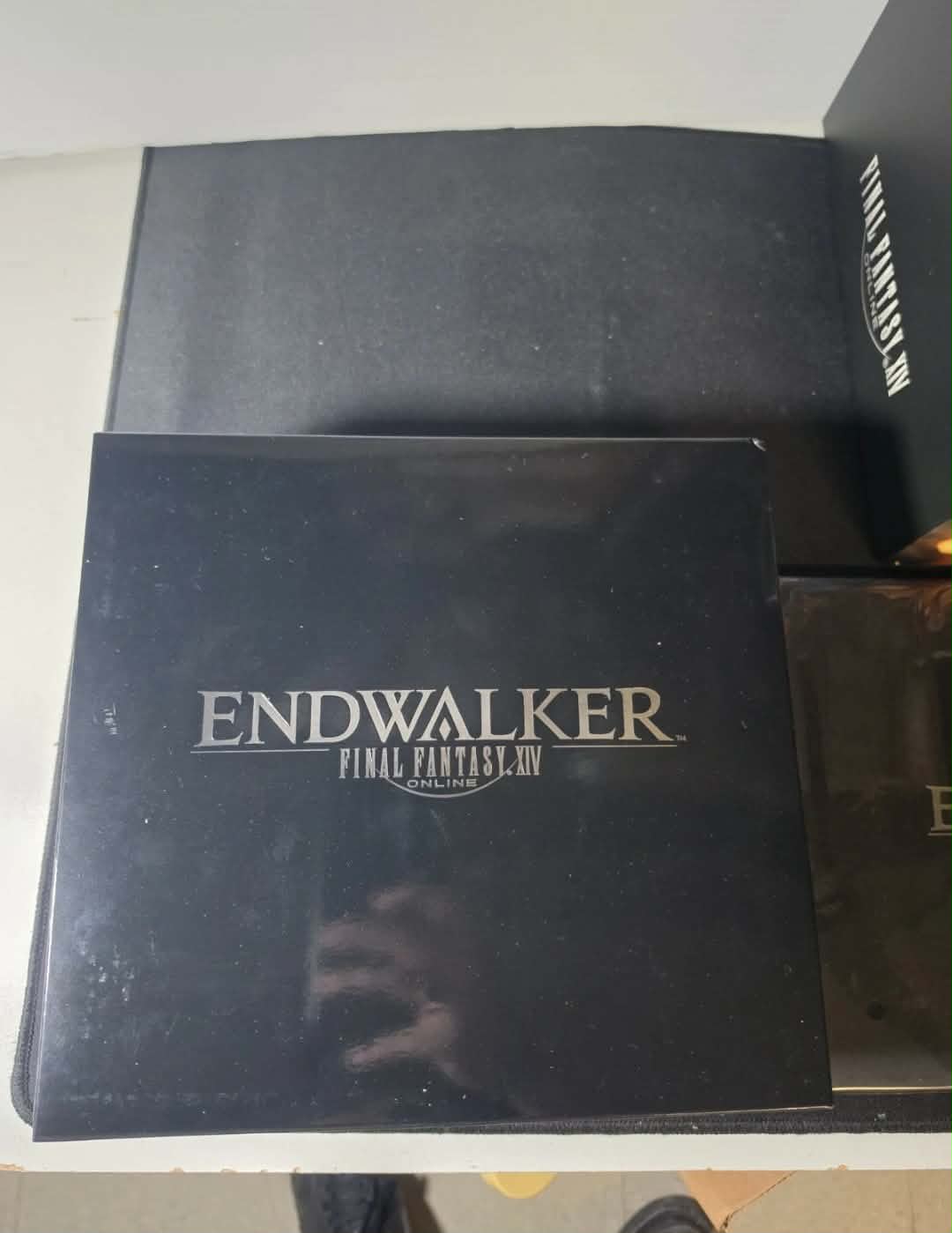 FIGURINE FINAL FANTASY XIV ENDWALKER ÉDITION COLLECTOR