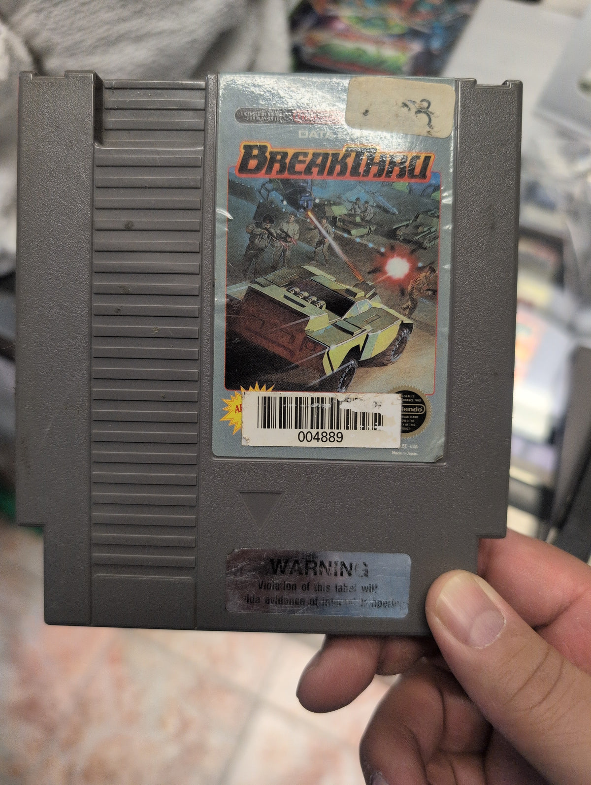 BREAKTHRU NINTENDO NES