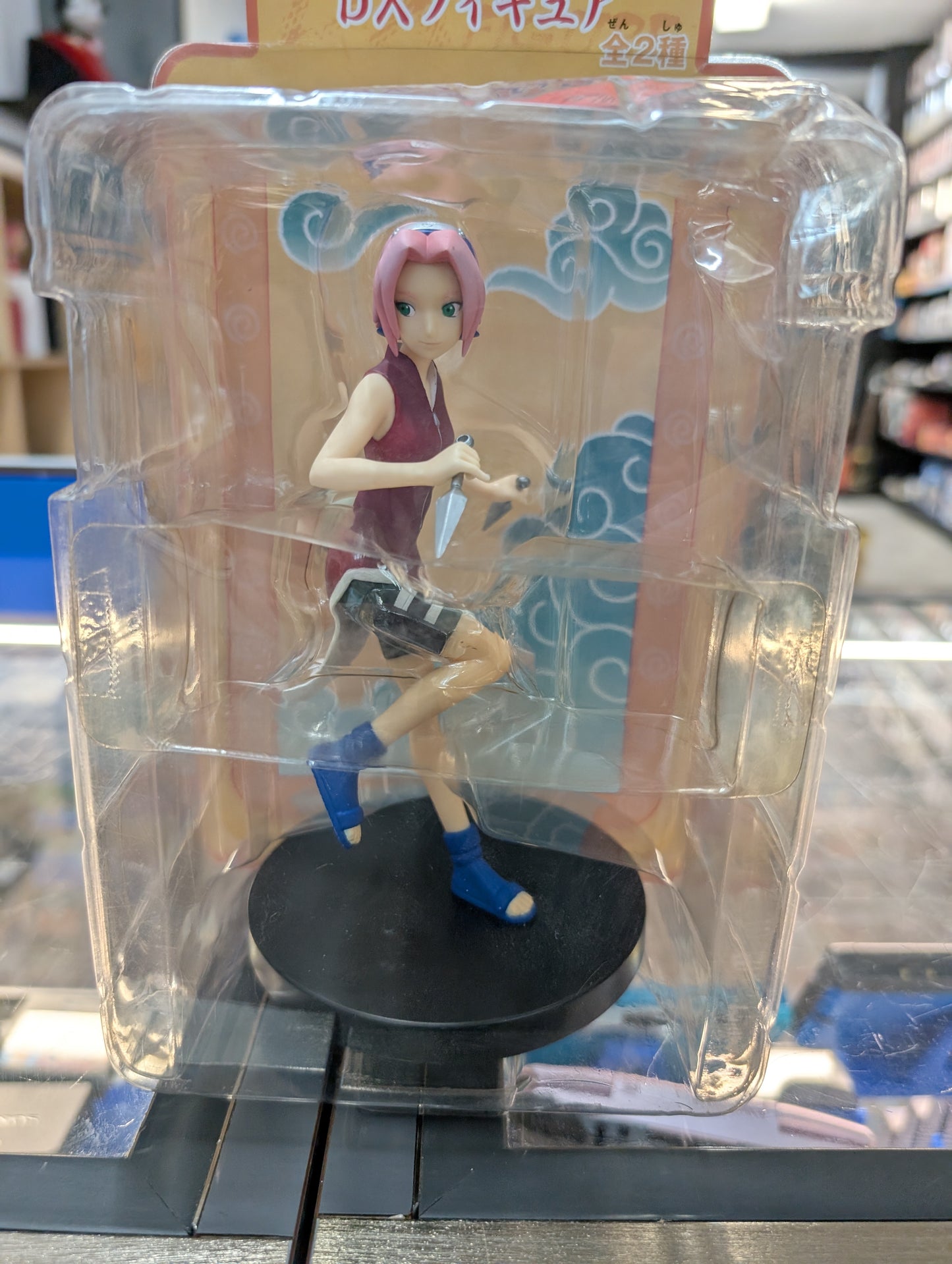 NARUTO SAKURA WITH DAGGERS FIGURINE MANGAS